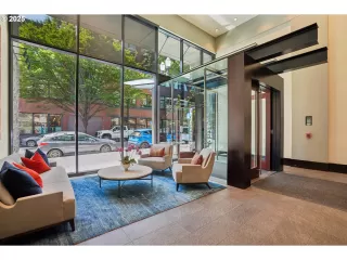 Photo #3: 243150899 Listing 