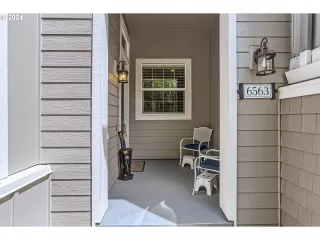 Photo #2: 24315402 Listing