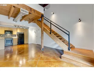 Photo #3: 24316109 Listing 