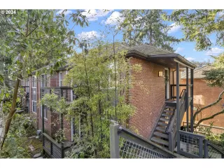 Photo #2: 24316456 Listing