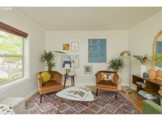 Photo #1: 24317035 Listing