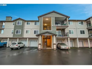 Photo #3: 24318169 Listing 