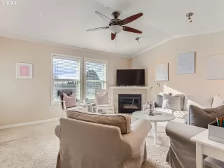 Photo #3: 24320338 Listing 