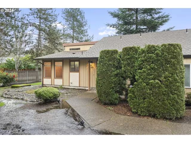 MLS: 24322261 Condo For Sale