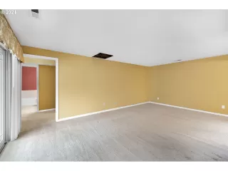 Photo #2: 24322308 Listing