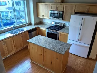 Photo #1: 24323798 Listing