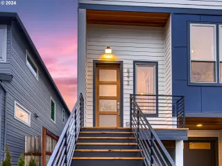 Photo #3: 24324751 Listing