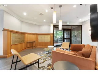 Photo #2: 24325837 Listing