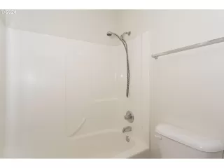 Click for more information on MLS # 24326123 : 3034 SE 90TH PL B More Details about MLS # 24326123 : 3034 SE 90TH PL B