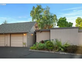 Photo #3: 24326715 Listing