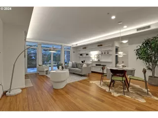 Photo #2: 24327074 Listing