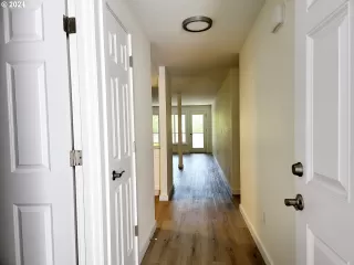 Photo #3: 24328122 Listing