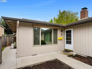 Photo #2: 24328642 Listing