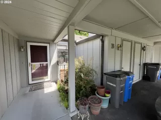 Photo #2: 24329257 Listing 