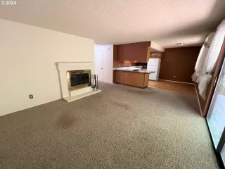 Photo #4: 24329257 Listing 