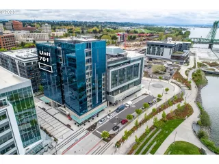 Photo #2: 24330087 Listing 