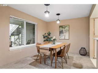 Photo #1: 24331717 Listing