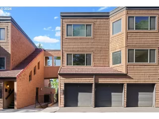 Photo #2: 24334244 Listing 