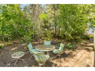 Photo #3: 24334274 Listing