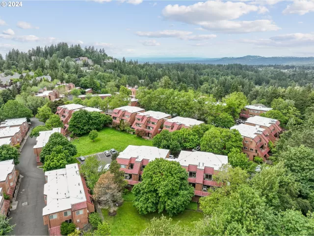 MLS: 24334726 Condo For Sale