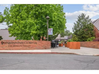 Photo #3: 24334726 Listing 