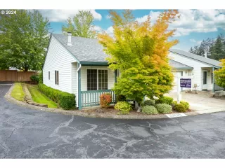 Photo #2: 24335818 Listing