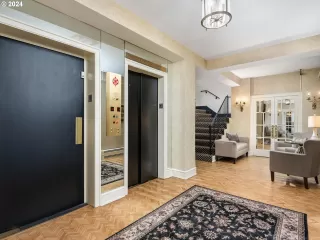 Photo #4: 24335913 Listing 