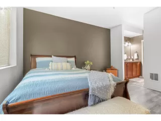 Photo #2: 24336090 Listing