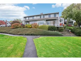Photo #1: 24336849 Listing