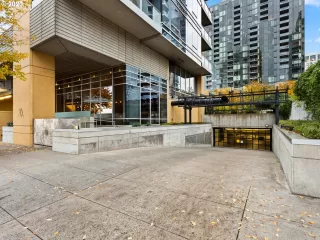 Photo #1: 24337560 Listing 