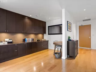 Photo #4: 24337560 Listing 