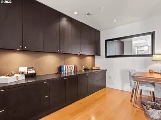 Photo #5: 24337560 Listing 