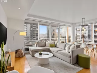 Photo #6: 24337560 Listing 