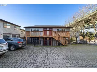 Photo #4: 24338356 Listing 