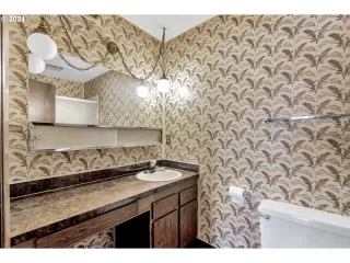 Photo #3: 24339651 Listing 