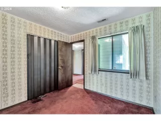 Photo #5: 24339651 Listing 