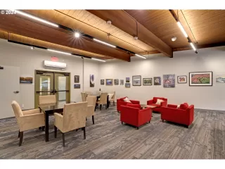 Photo #3: 24340046 Listing