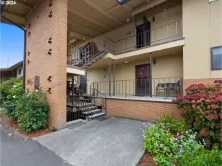 Photo #3: 24340534 Listing 