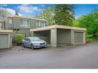 Photo #2: 24340555 Listing 