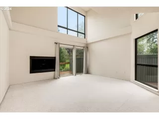 Photo #6: 24340555 Listing 