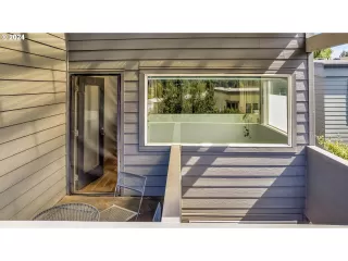 Photo #3: 24340632 Listing