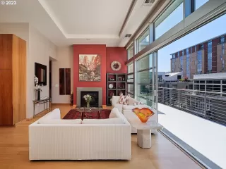 Photo #2: 24340830 Listing 