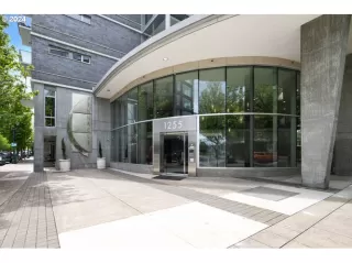 Photo #1: 24341825 Listing 