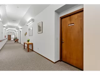 Photo #2: 24341882 Listing