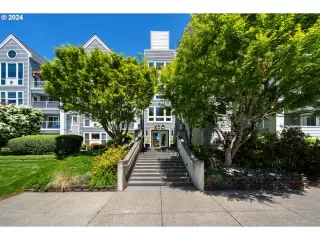 Photo #2: 24341990 Listing