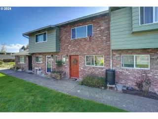 Photo #1: 24342391 Listing