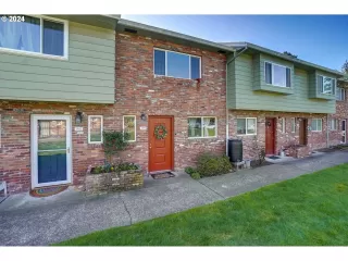 Photo #2: 24342391 Listing