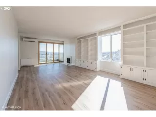 Photo #1: 24343130 Listing 