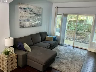 Photo #2: 24343476 Listing 