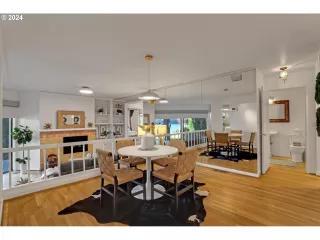 Photo #1: 24343883 Listing